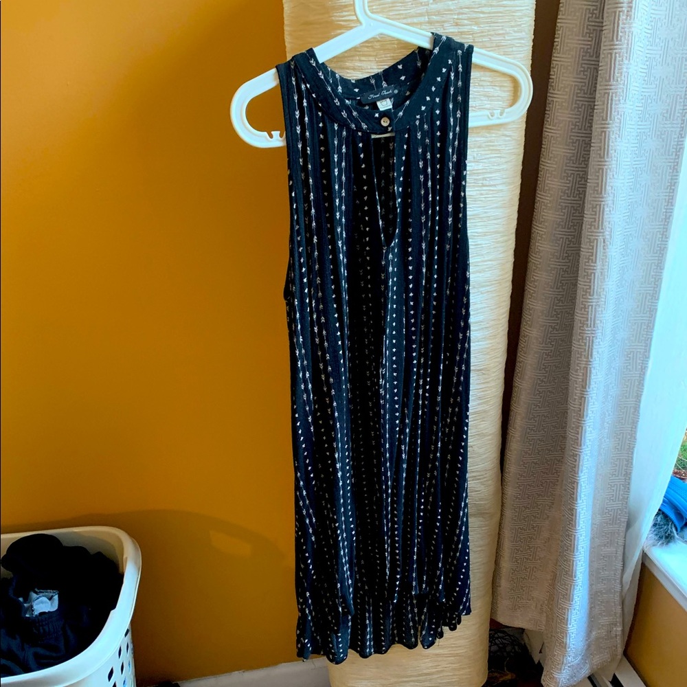 Black patterned flowy dress